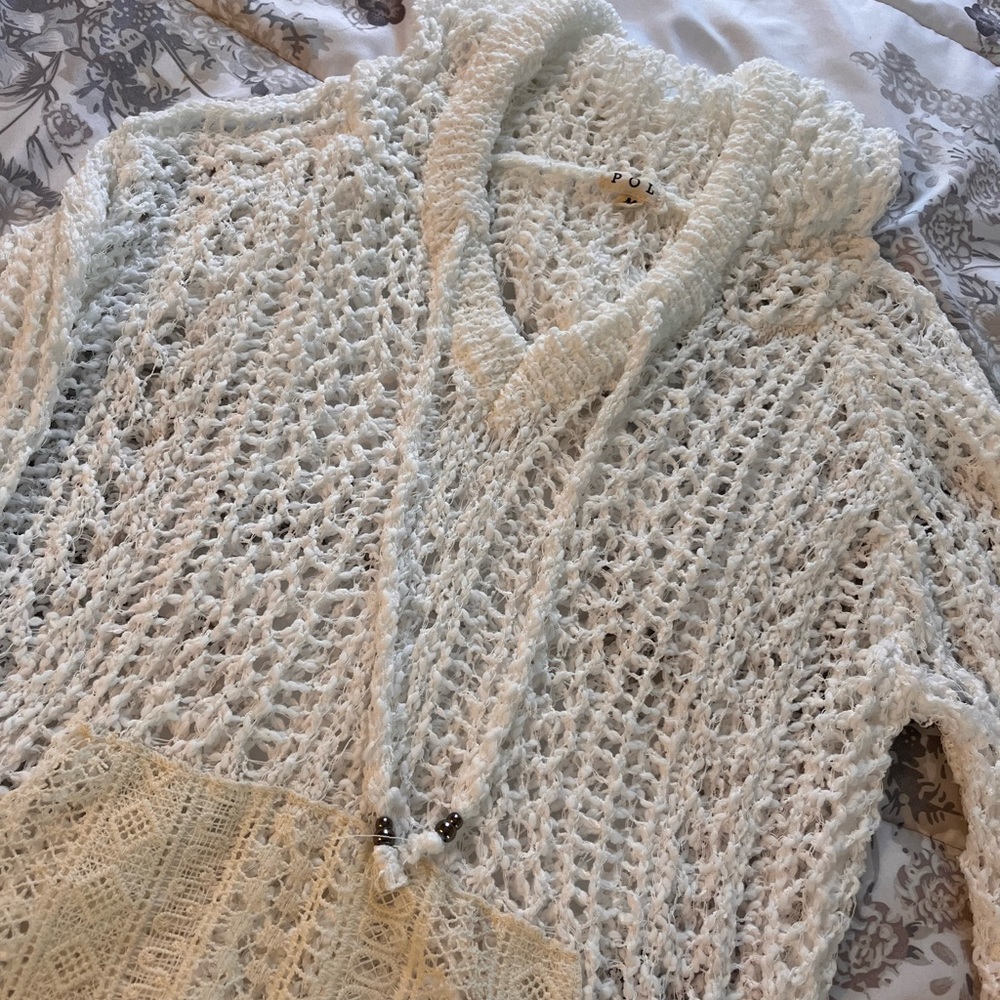 Pretty POL hooded knit top
